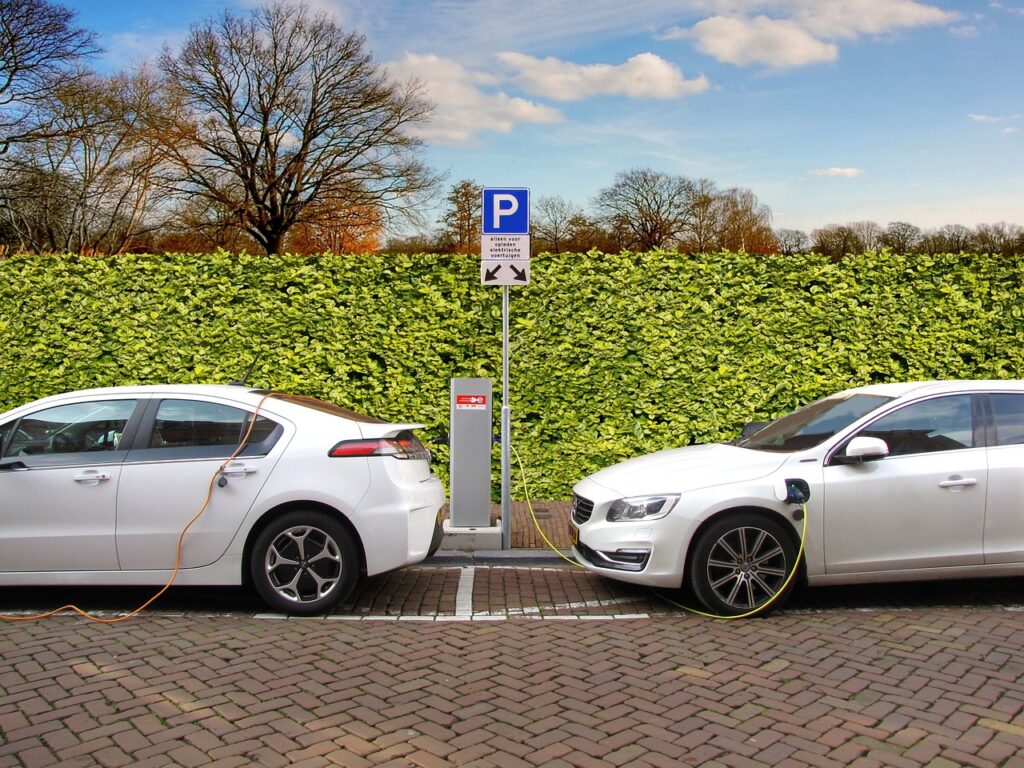 Infraestrutura de Carregamento para Veículos Elétricos Eletromobilidade - IFELL Engenharia